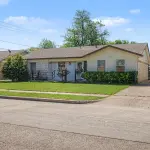 4614 Colgate Ln