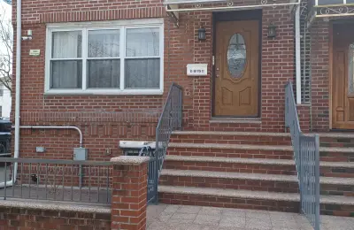 85 Bay 8th St