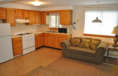 205 Williams St #1