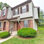 577 E  Graham Pl