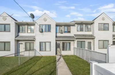 327A Mersereau Avenue